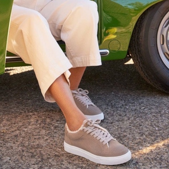 Birdies Cardinal Sneaker in Dune - Picture 3 of 9